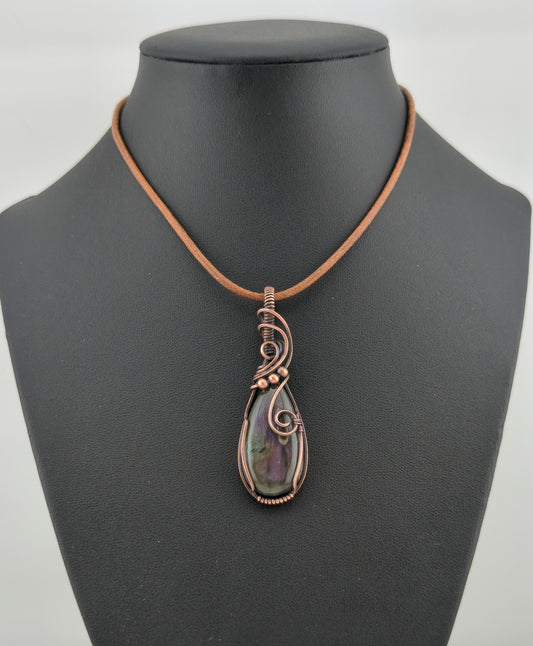 Labradorite pendant with  purple flash, set in antiqued copper.