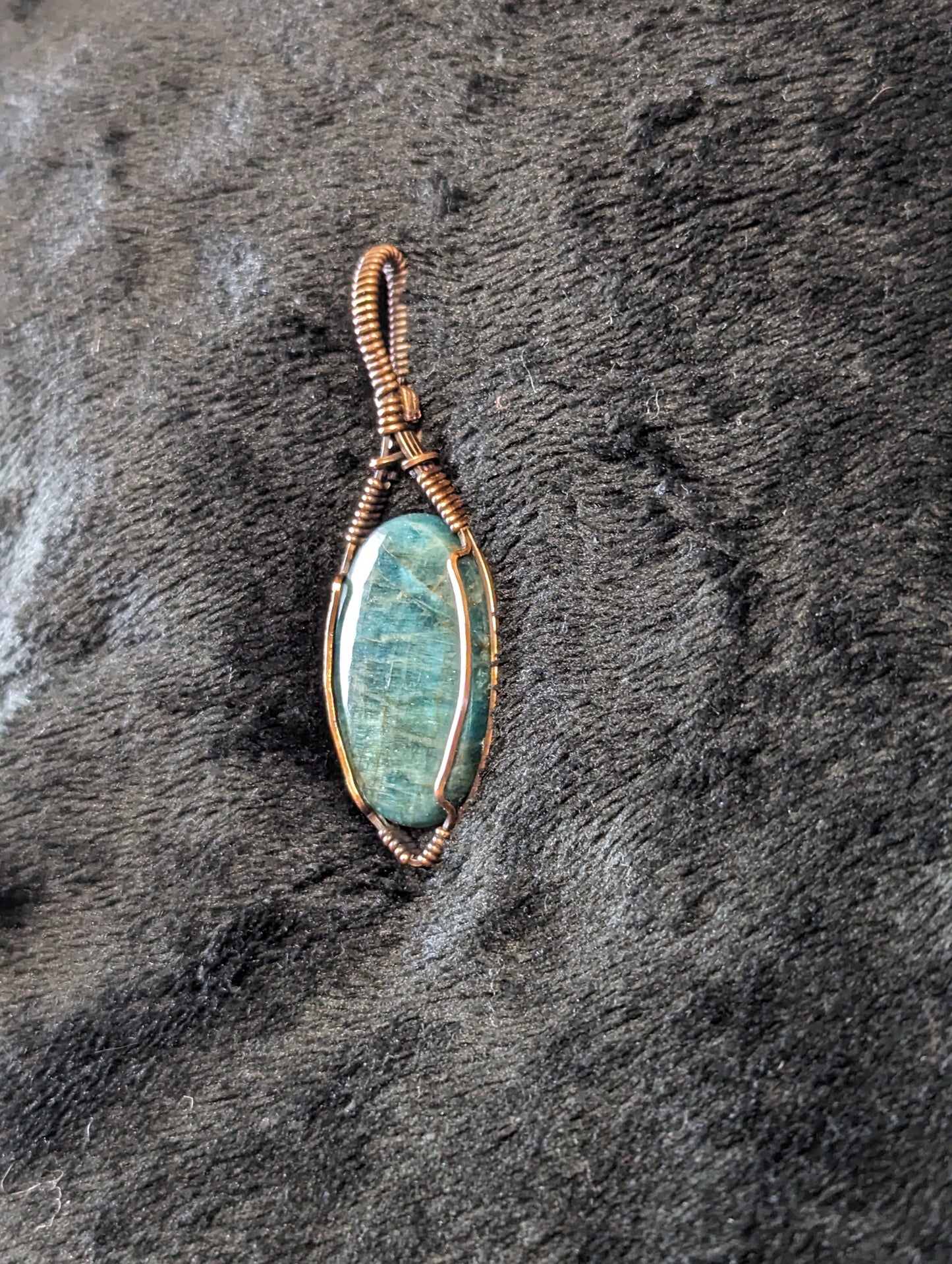 Apatite Pendant