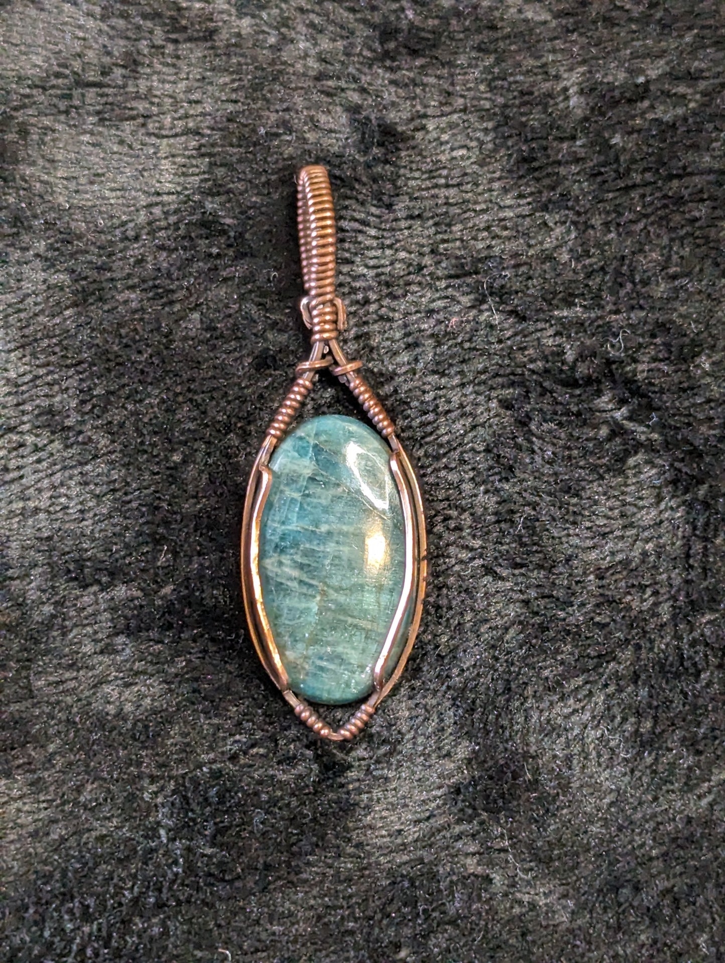 Apatite Pendant