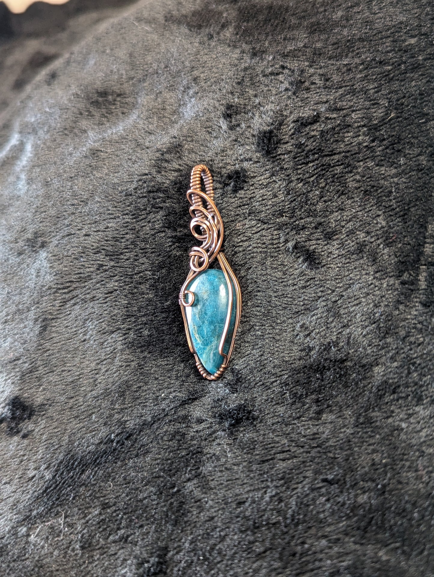 Apatite Pendant