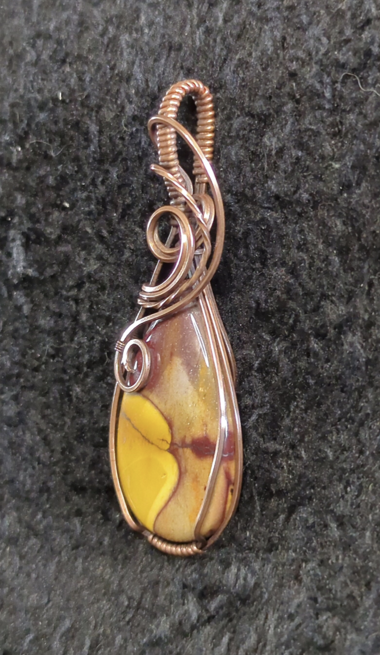 Mookaite Jasper gemstone pendant, set in antiqued copper.