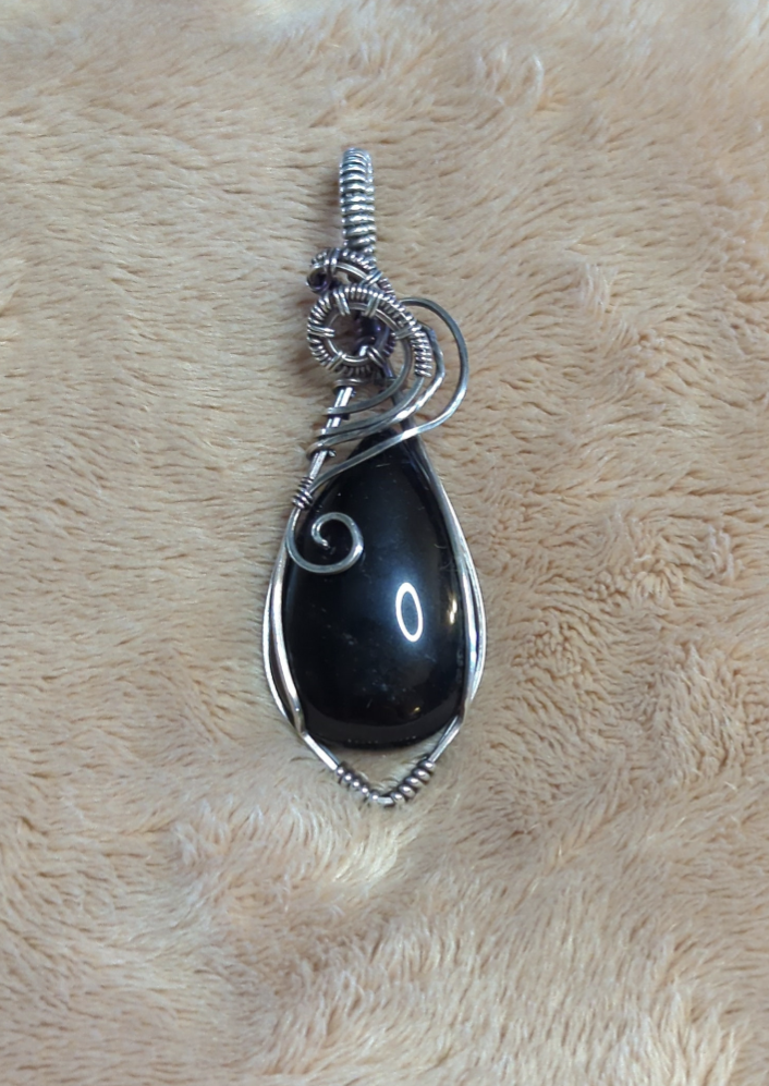 Obsidian Pendant, set in  Sterling Silver.