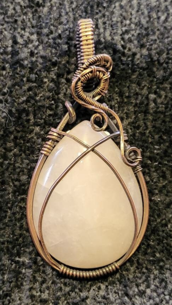 Rose quartz pendant