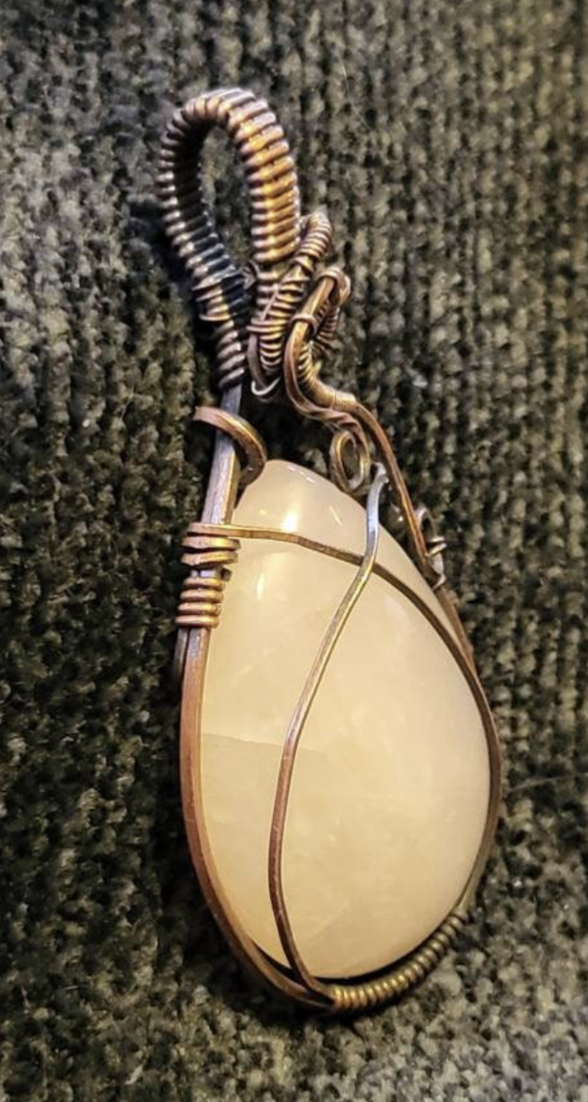 Rose quartz pendant